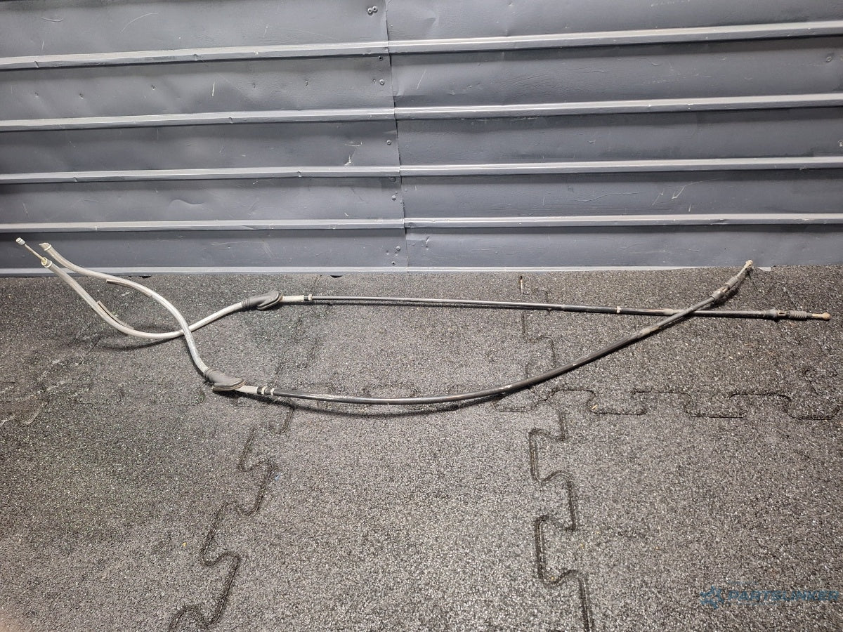 Cabluri frana de mana VOLKSWAGEN TOURAN 1T3 2010 - 2015 TDI CFHC 1T0609721L ,1T0711952B
