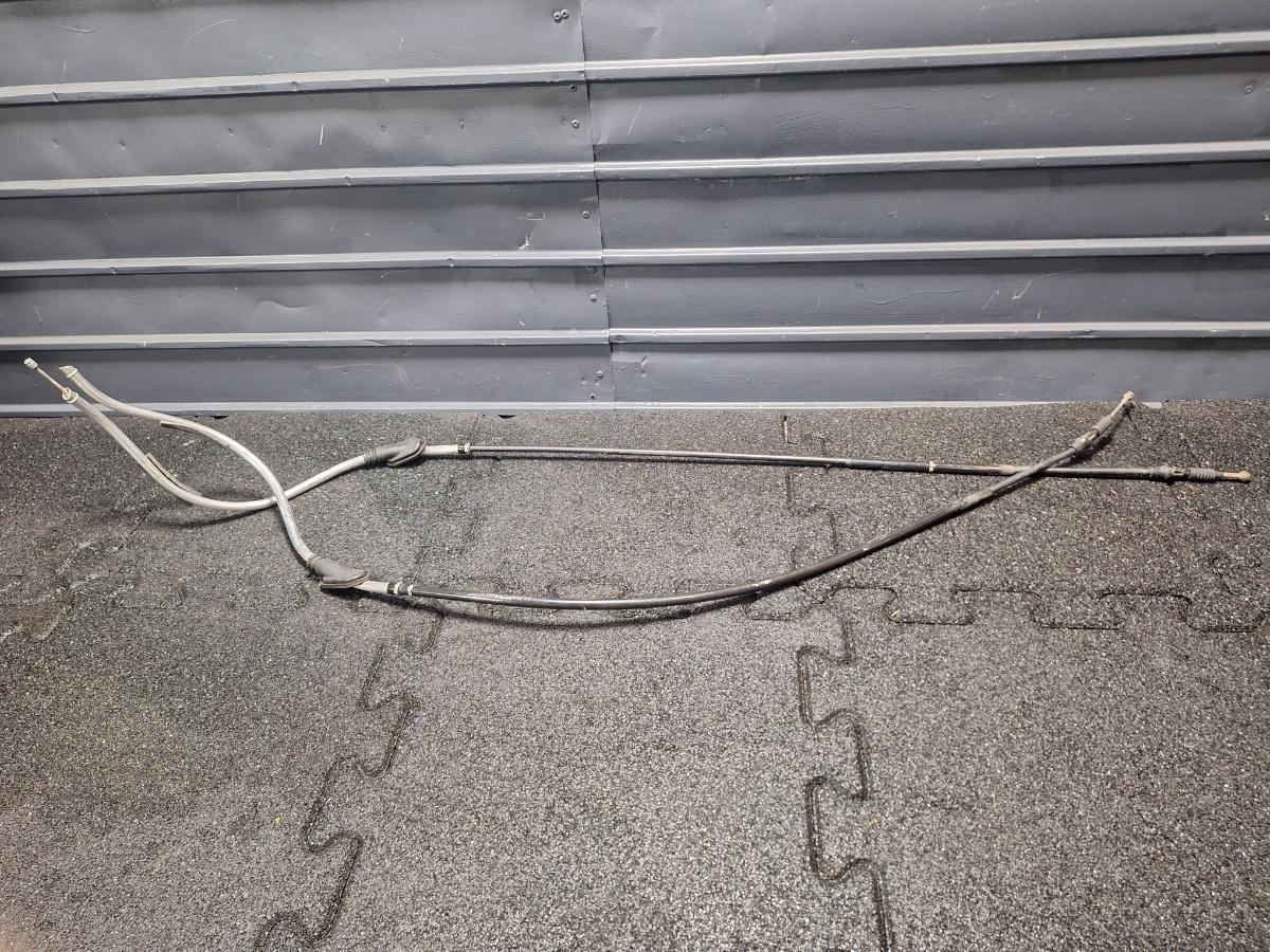 Cabluri frana de mana VOLKSWAGEN TOURAN 1T3 2010 - 2015 TDI CFHC 1T0609721L ,1T0711952B