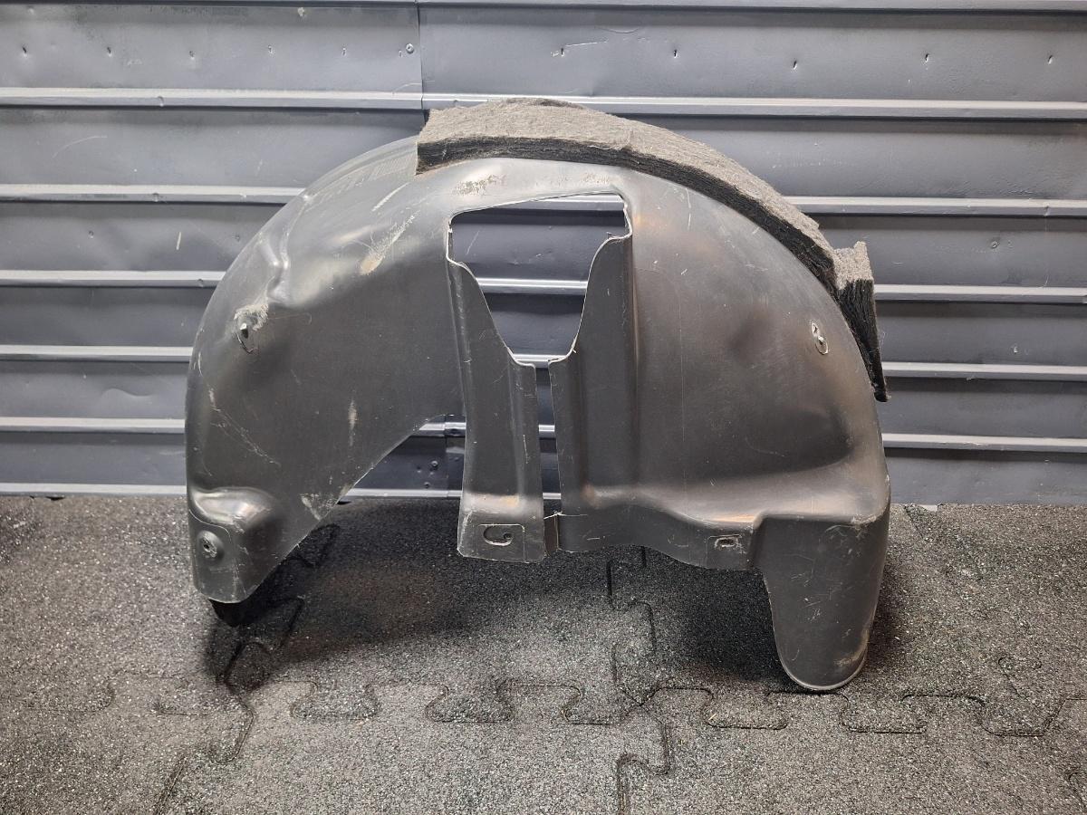 Carenaj dreapta spate VOLKSWAGEN TOURAN 1T3 2010 - 2015 TDI CFHC 1T0810972J