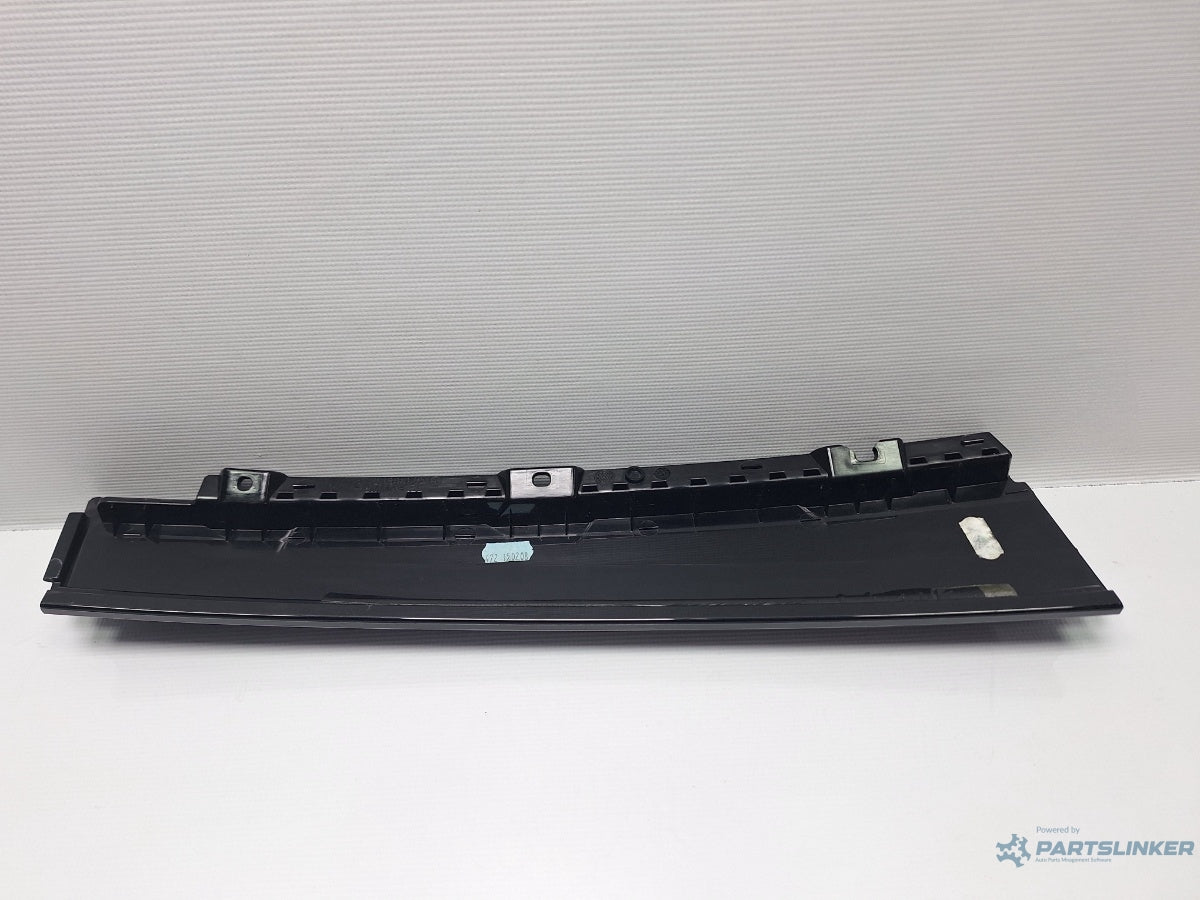 Ornament usa dreapta spate VOLKSWAGEN TIGUAN 5N_ 2007 - > TDI 4motion CBAB, CFFB, CLJA 5N0839902A