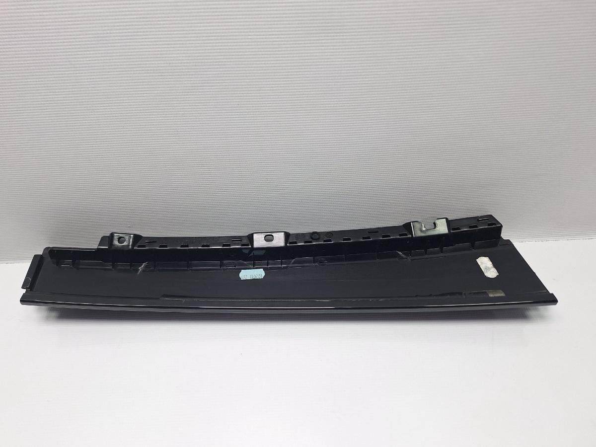 Ornament usa dreapta spate VOLKSWAGEN TIGUAN 5N_ 2007 - > TDI 4motion CBAB, CFFB, CLJA 5N0839902A