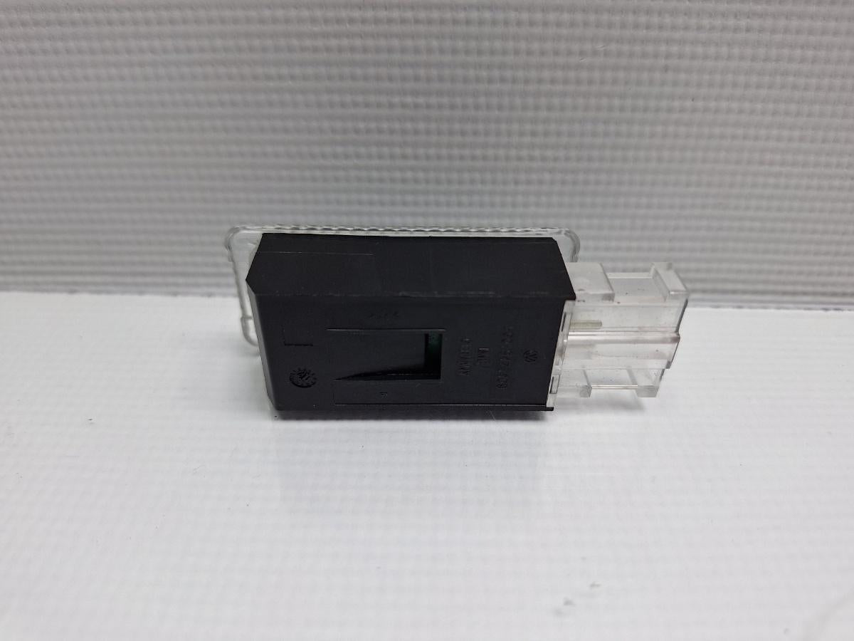 Lampa lumina ambientala VOLKSWAGEN PASSAT Variant 3G5 2014 - >2.0 TDI CRLB, DBGA, DFGA 5G0947409
