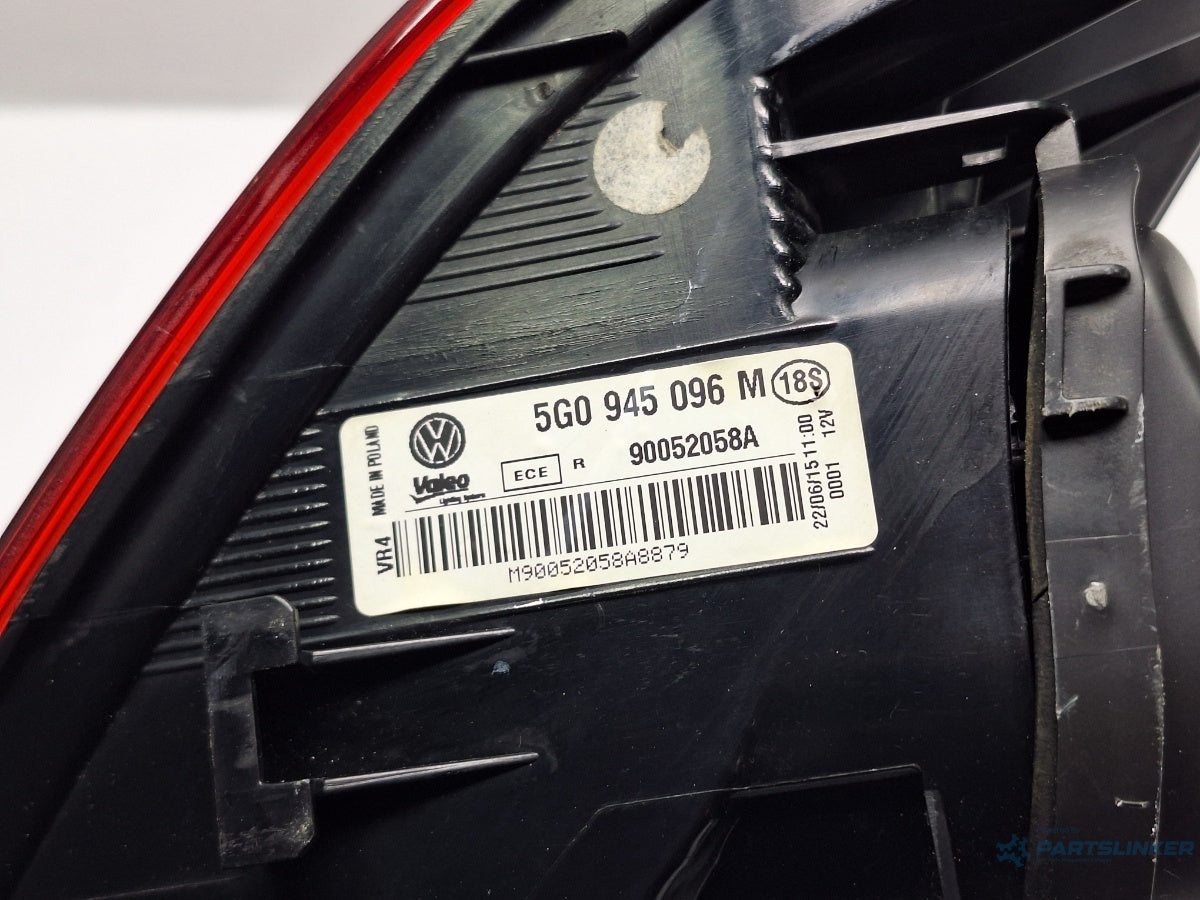 Stop aripa dreapta VOLKSWAGEN GOLF VII 5G1, BE1 2012 - > TDI CRBC, CRLB, CRMB, CRUA, DCYA, DEJA Valeo 90052058A 5G0945096M