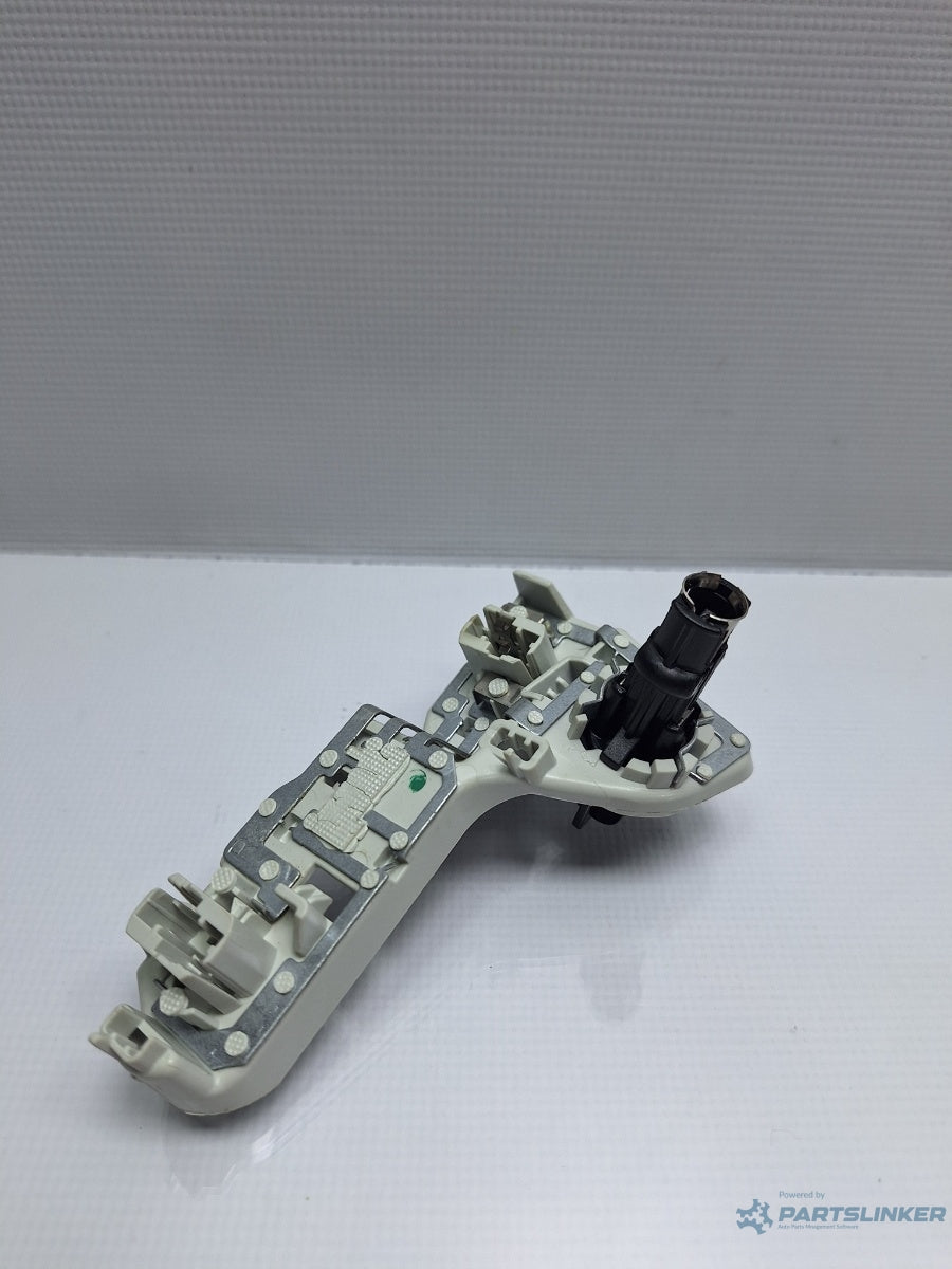 Soclu stop haion dreapta VOLKSWAGEN GOLF VII 5G1, BE1 2012 - > TDI CRBC, CRLB, CRMB, CRUA, DCYA, DEJA 5G0945260