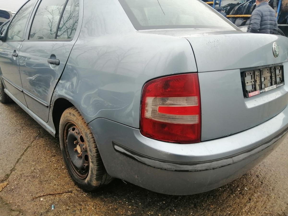 Dezmembrez SKODA FABIA Saloon 6Y3 2002 1.9 TDI ATD 74KW|100HP