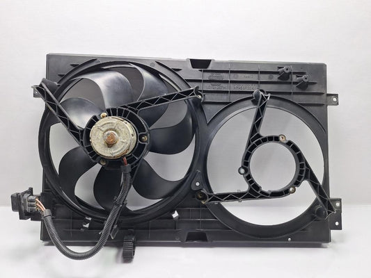 Electroventilator racire motor cu carcasa VOLKSWAGEN GOLF IV 1J1 1997 - 2007 TDI AGR, ALH NRF NRF2002744 1J0121207M