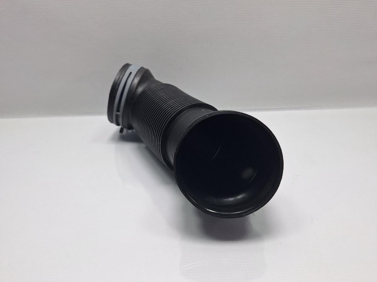 Conducta admisie filtru aer VOLKSWAGEN PASSAT CC 357 2008 - 2012 TSI CCZB 1K0129684L