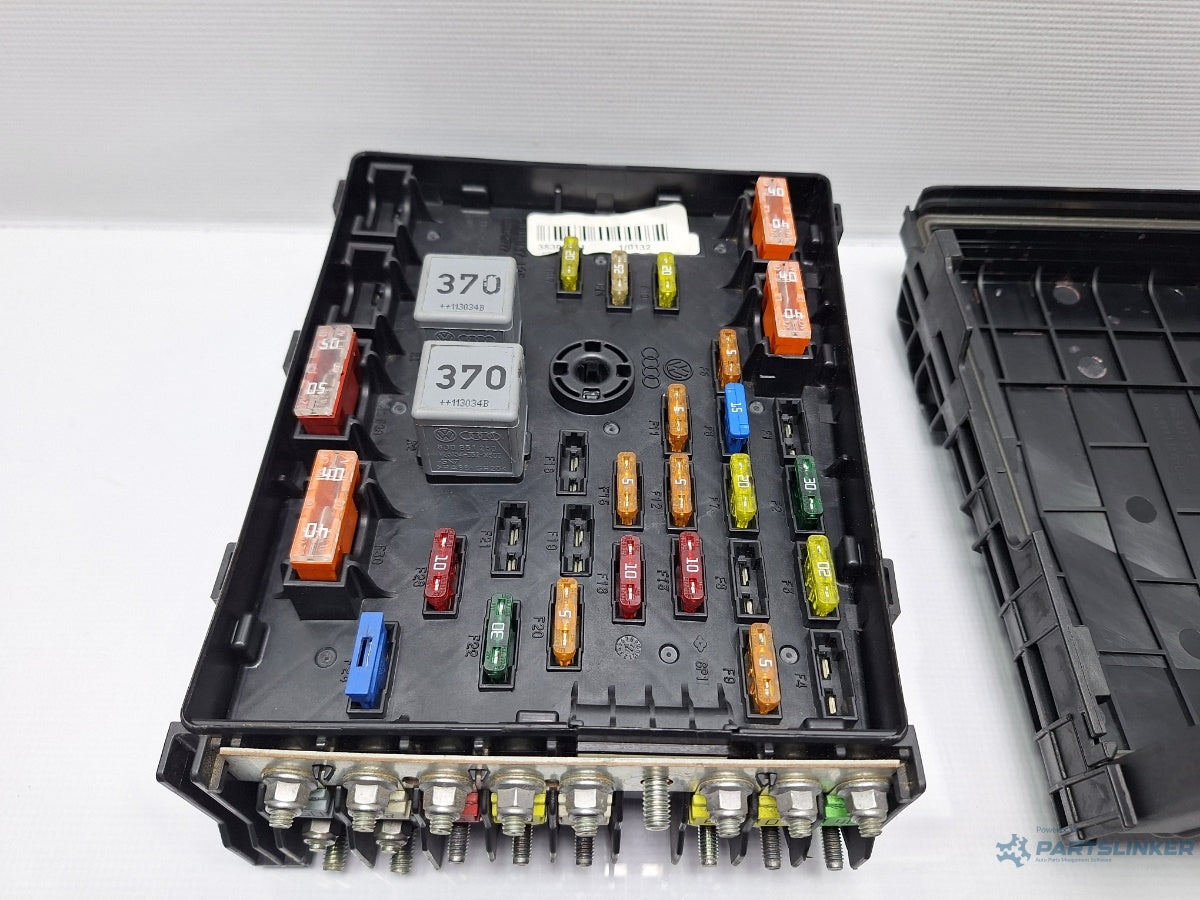 Panou sigurante motor VOLKSWAGEN PASSAT CC 357 2008 - 2012 TSI CCZB 3C0937125