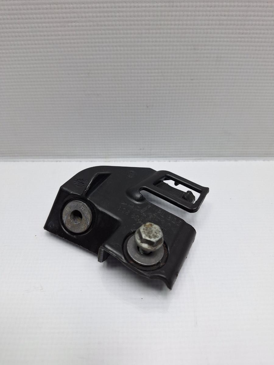 Suport de montare faruri stanga VOLKSWAGEN PASSAT CC 357 2008 - 2012 TDI CBAB, CFFB 3C8805299A