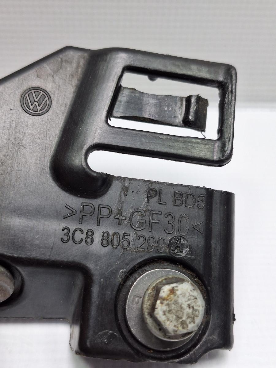 Suport de montare faruri stanga VOLKSWAGEN PASSAT CC 357 2008 - 2012 TDI CBAB, CFFB 3C8805299A