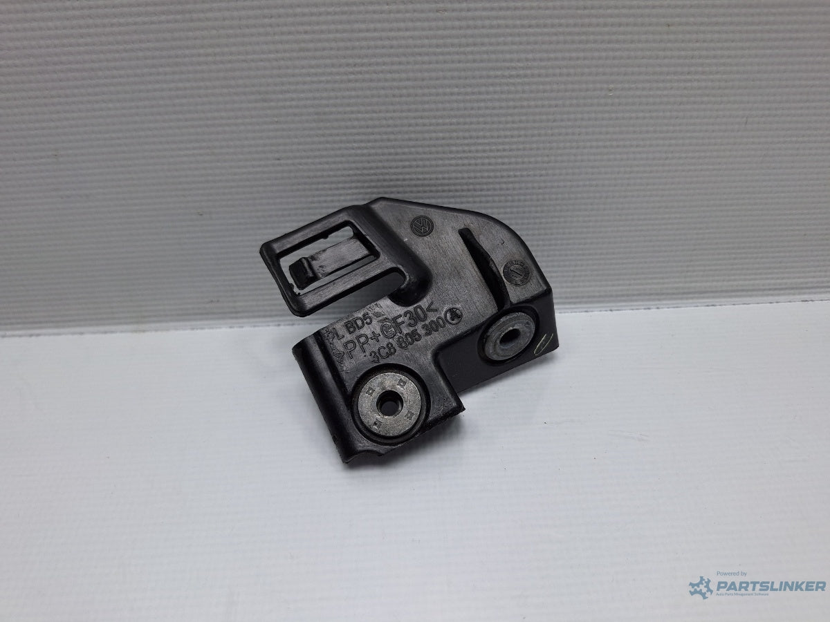 Suport far dreapta VOLKSWAGEN PASSAT CC 357 2008 - 2012 TDI CBAB, CFFB 3C8805300A