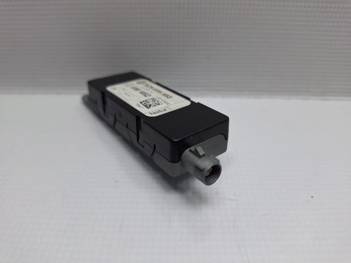 Amplificator antena VOLKSWAGEN PASSAT Variant 3C5 2005 - 2011 TDI CAYC 3C9035552