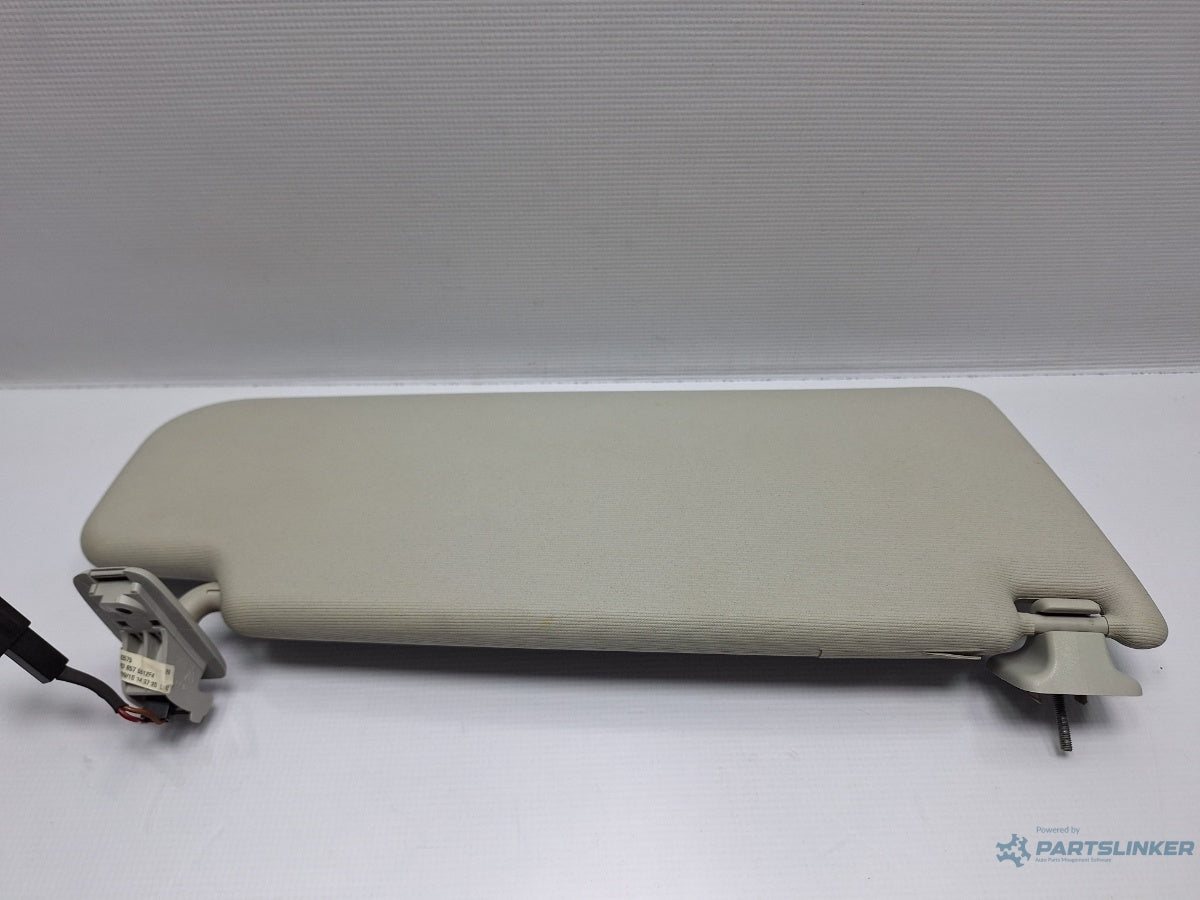 Parasolar stanga VOLKSWAGEN PASSAT Variant 3C5 2005 - 2011 TDI CAYC 1K08575512FA