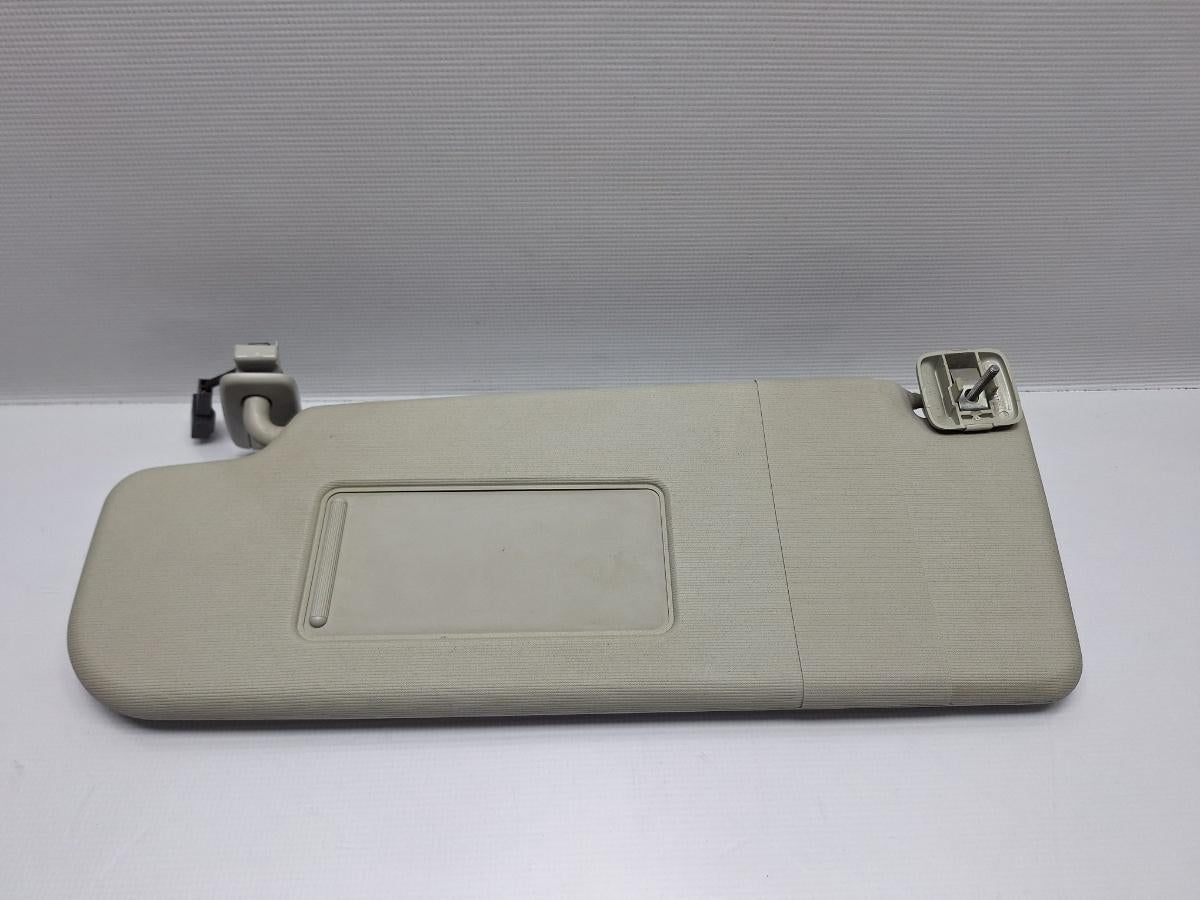 Parasolar stanga VOLKSWAGEN PASSAT Variant 3C5 2005 - 2011 TDI CAYC 1K08575512FA