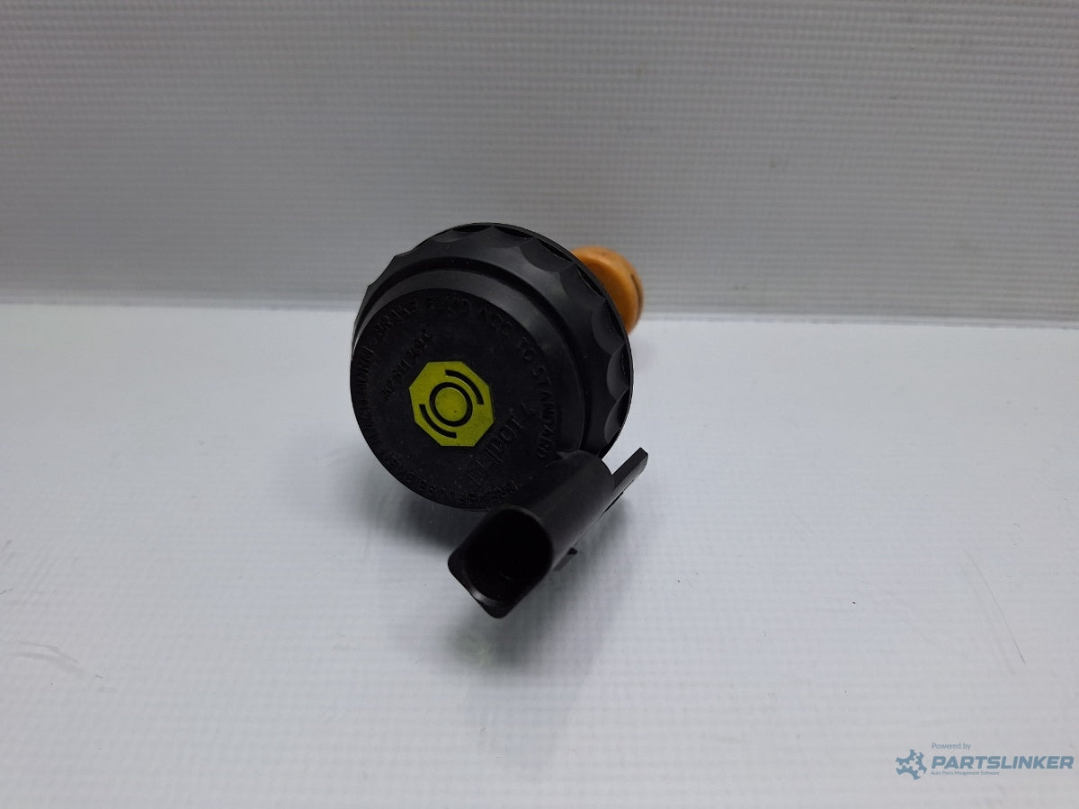 Senzor nivel lichid frana VOLKSWAGEN PASSAT Variant 3C5 2005 - 2011 TDI CAYC 1K2611349C