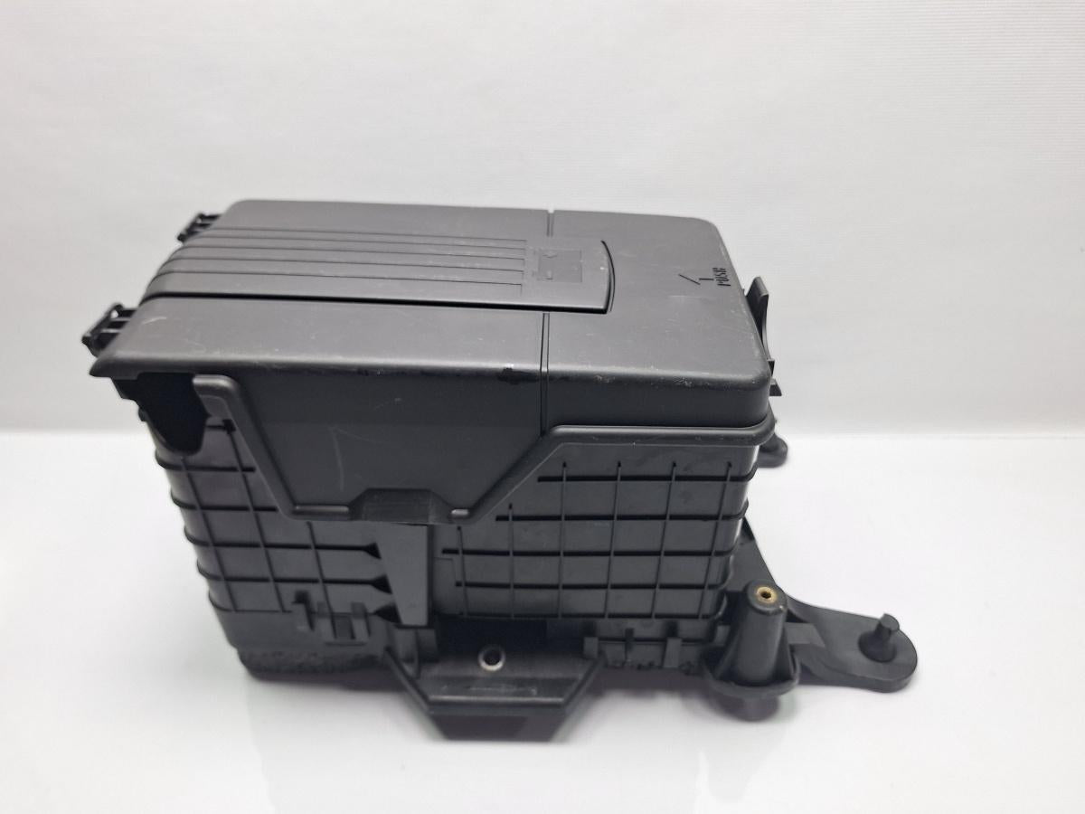 Carcasa baterie VOLKSWAGEN PASSAT CC 357 2008 - 2012 TSI CCZB 1K0915333H , 1K0915325B