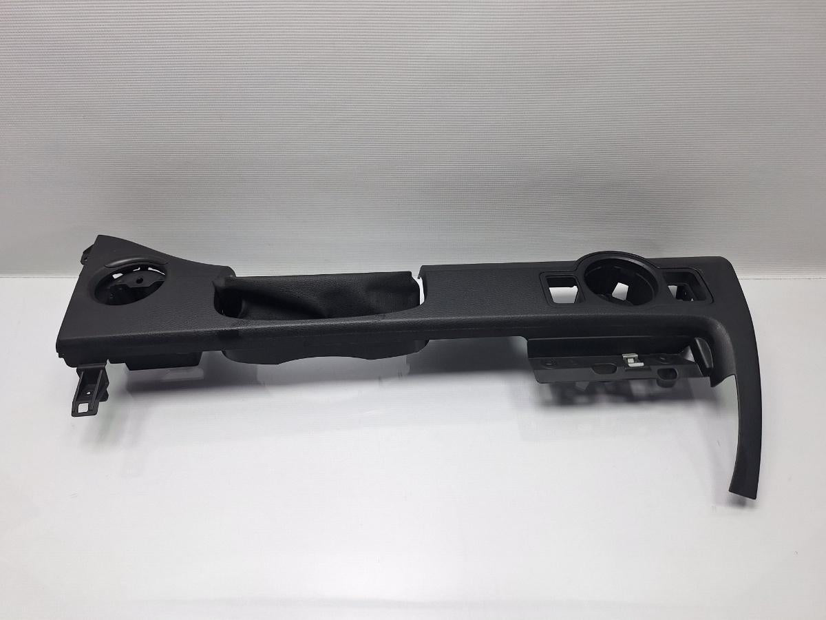 Ornament plansa bord VOLKSWAGEN PASSAT Variant 3C5 2005 - 2011 TDI CAYC 3C1857200H