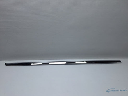 Bandou crom usa dreapta spate VOLKSWAGEN PASSAT Variant 3C5 2005 - 2011 TDI CAYC 3C0853754C
