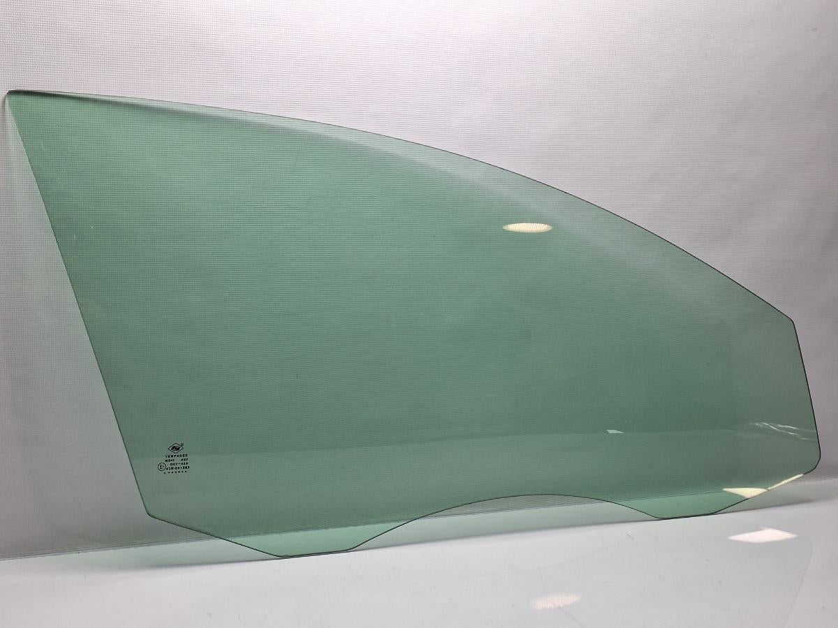 Geam usa dreapta fata VOLKSWAGEN PASSAT Variant 3C5 2005 - 2011 TDI CAYC TEMPERED 43R-001565 3C4845202B