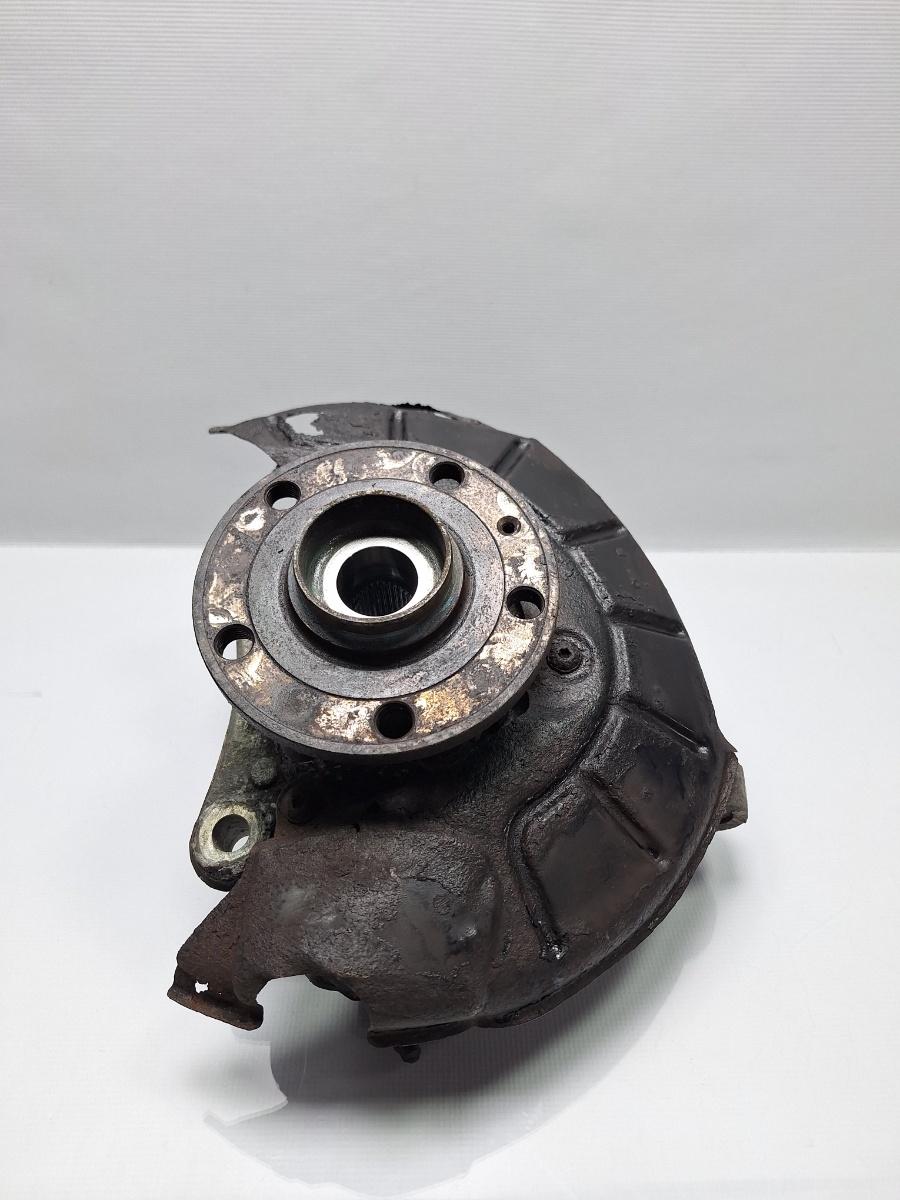 Fuzeta stanga fata VOLKSWAGEN PASSAT Variant 3C5 2005 - 20111.6 TDI CAYC 3C0407257F