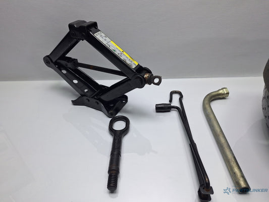 Cric VOLKSWAGEN JETTA IV 162, 163, AV3, AV2 2009 - > TDI CAYC 5C0012115B , 5C0011031A