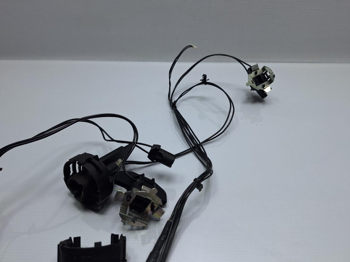 Instalatie electrica far halogen VOLKSWAGEN JETTA IV 162, 163, AV3, AV2 2012 1.6 TDI CAYC 77KW|105HP 2012