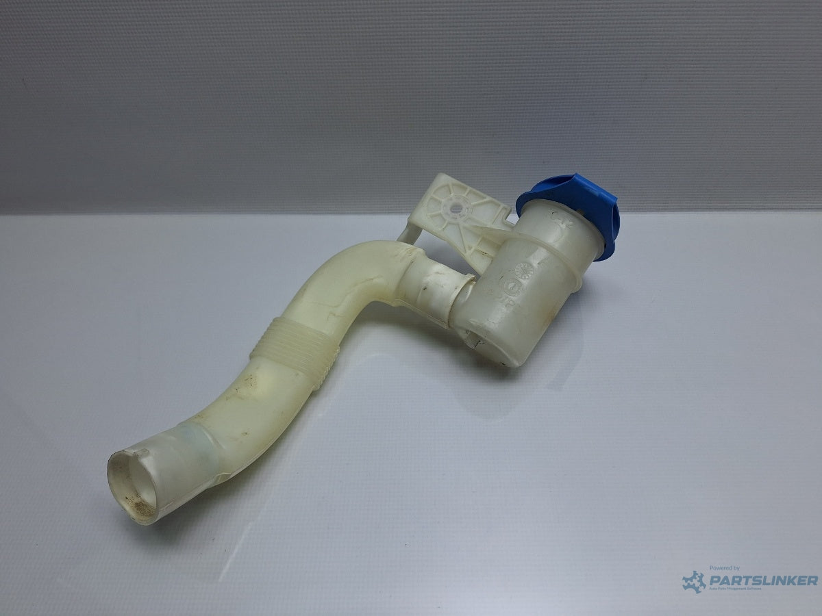 Gat umplere vas lichid parbriz VOLKSWAGEN JETTA IV 162, 163, AV3, AV2 2009 - > TDI CAYC 5C6955453Q