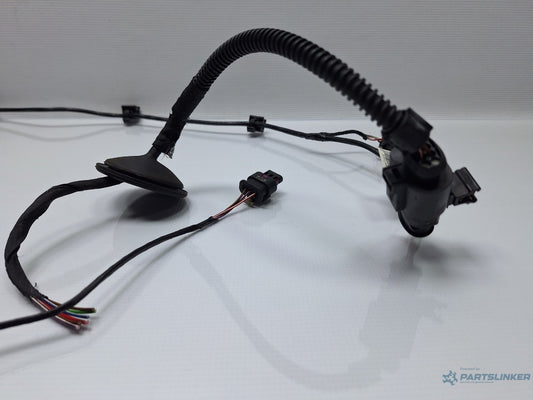 Instalatie senzori parcare spate VOLKSWAGEN PASSAT Variant 3C5 2005 - 2011 TDI CAYC 3C9971104B , 4F0973703