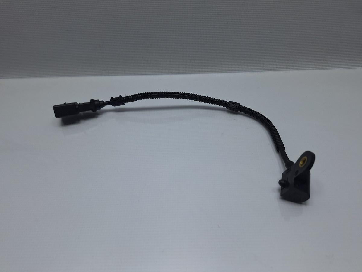 Senzor rotatie ax came VOLKSWAGEN JETTA IV 162, 163, AV3, AV2 2012 1.6 TDI CAYC 77KW|105HP 2012