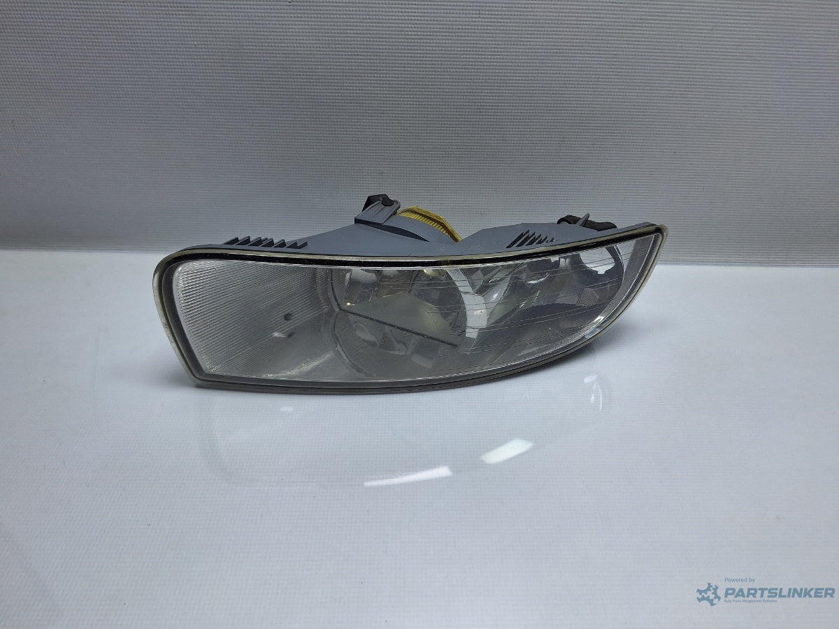 Proiector ceata SKODA SUPERB 3T4 2008 - 2015 2.0 TDI 16V BKD, CFFB, CLJA 3T0941700A