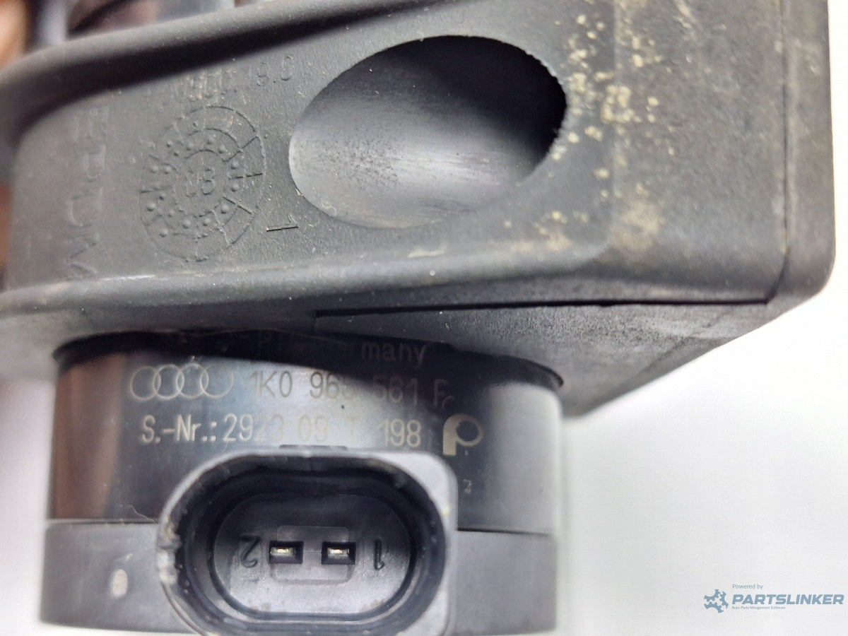 Pompa auxiliara apa VOLKSWAGEN GOLF V 1K1 2003 - 2009 TSI CAXA 1K0965561F