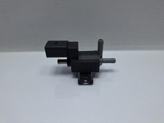 Supapa vacuum VOLKSWAGEN GOLF V 1K1 2003 - 2009 TSI CAXA 06F906283F