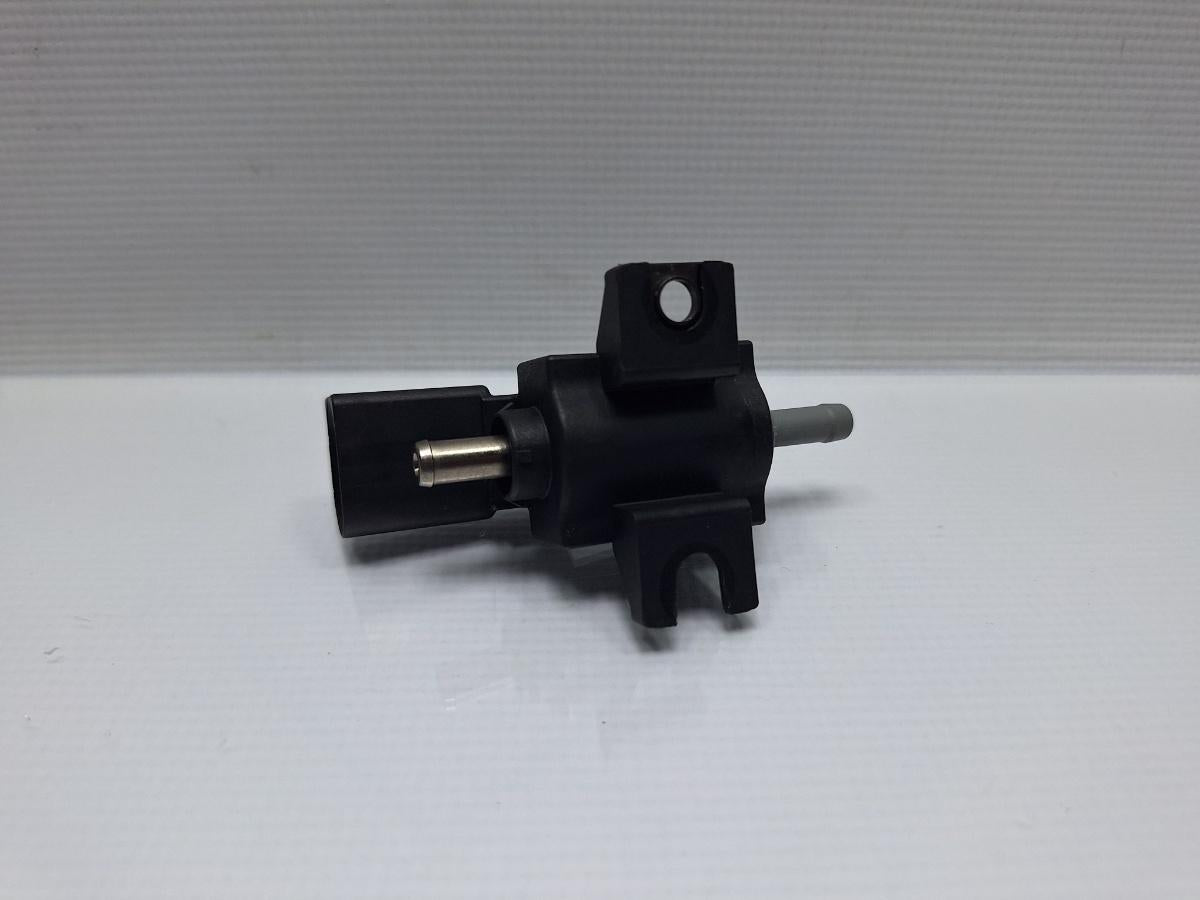 Supapa vacuum VOLKSWAGEN GOLF V 1K1 2003 - 2009 TSI CAXA 06F906283F