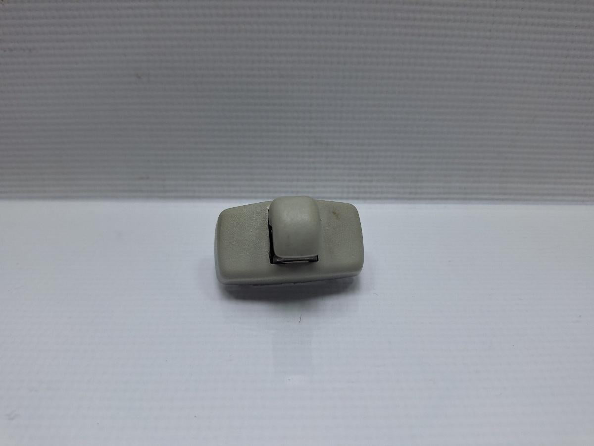 Prindere parasolar VOLKSWAGEN NEW BEETLE 9C1, 1C1 1998 - 2010 1.6 1.6 AYD, BFS 3B0857561A