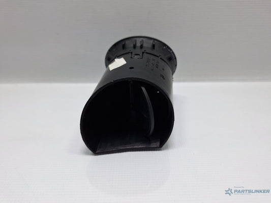 Grila ventilatie dreapta VOLKSWAGEN NEW BEETLE 9C1, 1C1 1998 - 2010 1.6 1.6 AYD, BFS 1C0819704