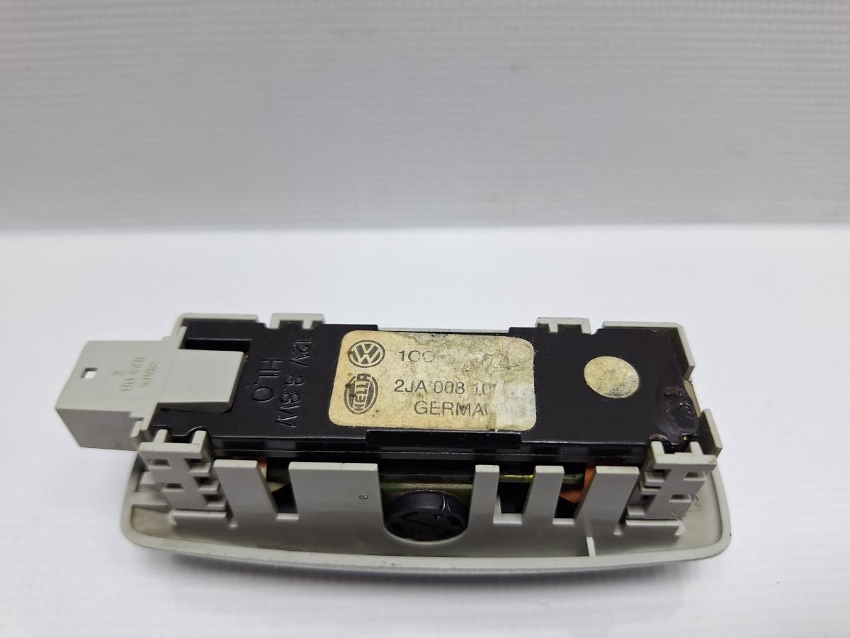 Lampa lumini dreapta spate VOLKSWAGEN NEW BEETLE 9C1, 1C1 1998 - 2010 1.6 1.6 AYD, BFS 1C0951172