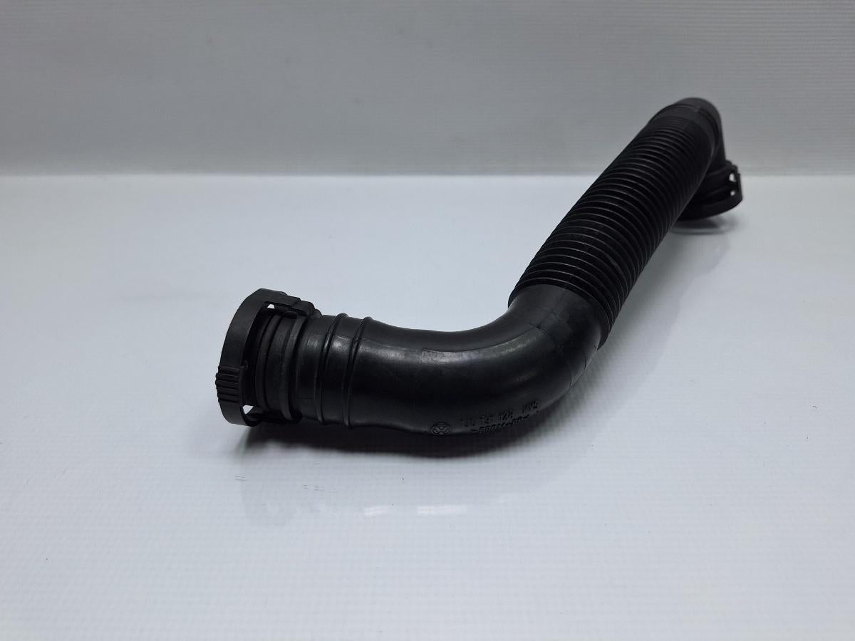 Conducta admisie filtru aer VOLKSWAGEN NEW BEETLE 9C1, 1C1 1998 - 2010 1.6 1.6 AYD, BFS 1J0131128