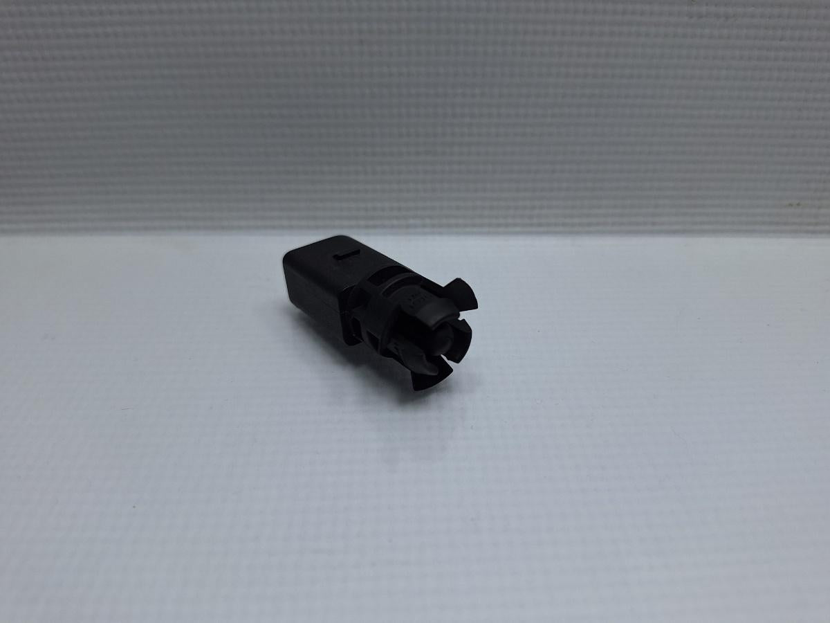 Senzor temperatura exterioara VOLKSWAGEN NEW BEETLE 9C1, 1C1 1998 - 2010 1.6 1.6 AYD, BFS 1J0919379A