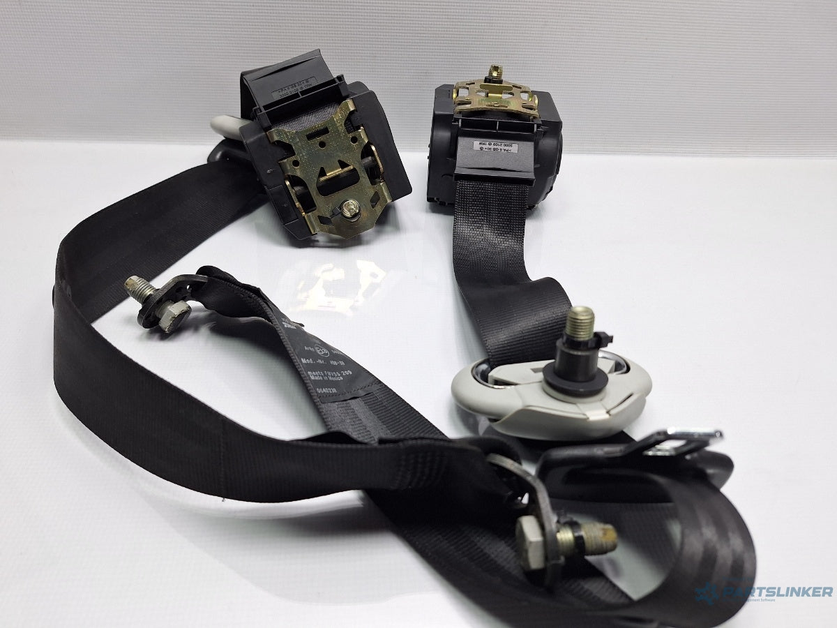 Centura de siguranta VOLKSWAGEN NEW BEETLE 9C1, 1C1 1998 - 2010 1.6 1.6 AYD, BFS 1C0857805A