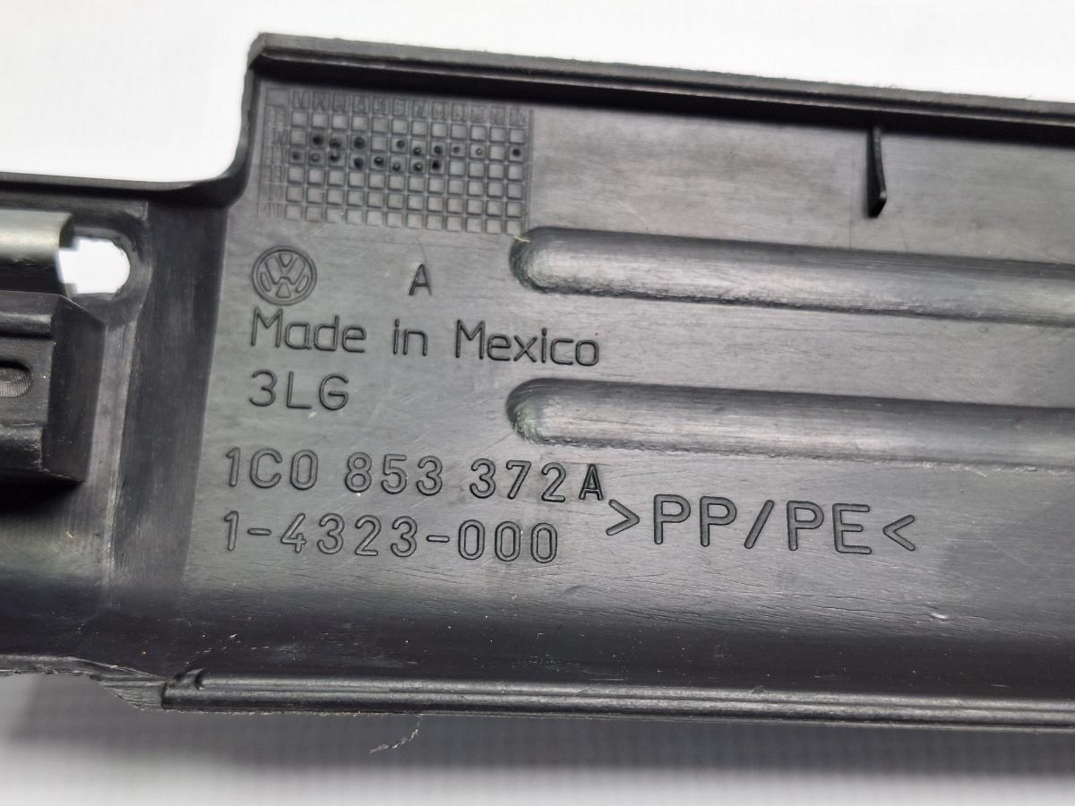 Ornamente prag dreapta VOLKSWAGEN NEW BEETLE 9C1, 1C1 1998 - 20101.6 1.6 1.6 AYD, BFS 1C0853372A