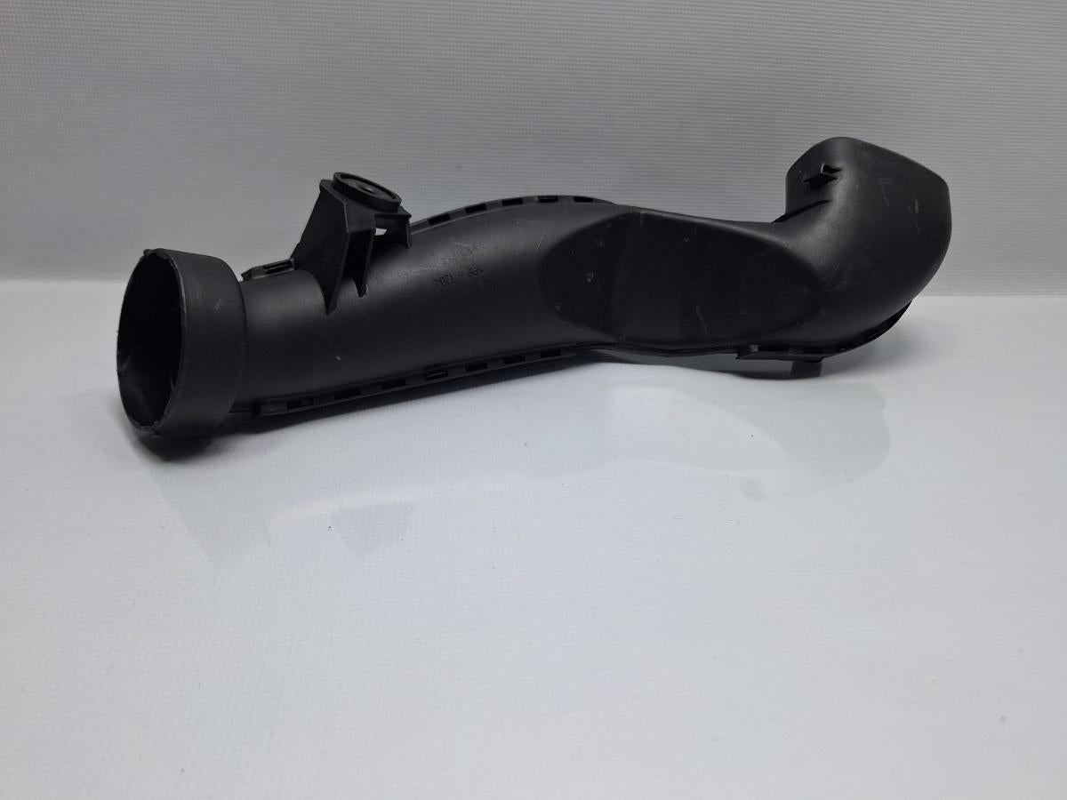 Conducta admisie filtru aer VOLKSWAGEN NEW BEETLE 9C1, 1C1 1998 - 2010 1.6 1.6 AYD, BFS 1C0129609B