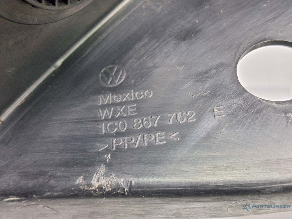 Ornament portbagaj dreapta VOLKSWAGEN NEW BEETLE 9C1, 1C1 1998 - 2010 1.6 1.6 AYD, BFS 1C0129622B