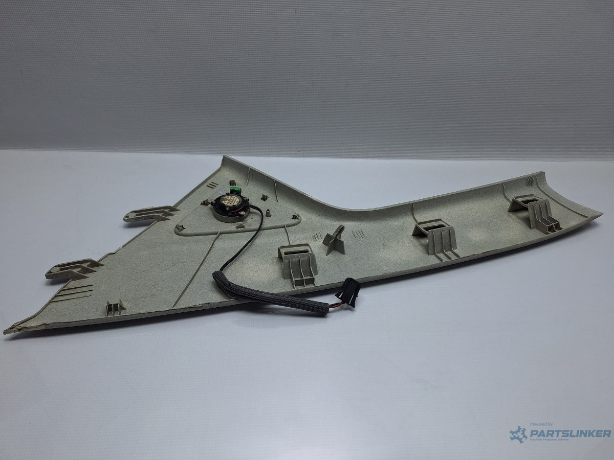 Ornament stalp parbriz dreapta VOLKSWAGEN NEW BEETLE 9C1, 1C1 1998 - 2010 1.6 1.6 AYD, BFS 1C0867234C