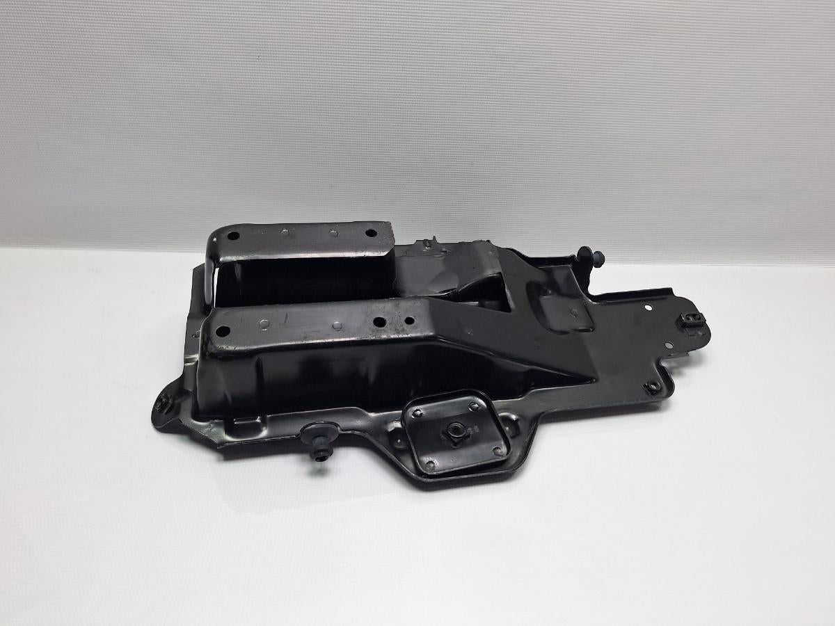 Suport baterie VOLKSWAGEN NEW BEETLE 9C1, 1C1 1998 - 2010 1.6 1.6 AYD, BFS 1C0804373G
