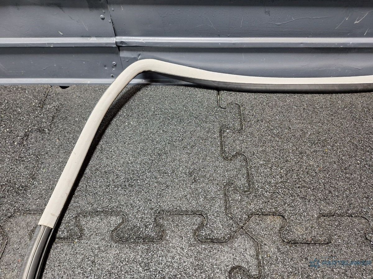 Cheder usa stanga VOLKSWAGEN NEW BEETLE 9C1, 1C1 1998 - 2010 1.6 1.6 AYD, BFS 1C0867365