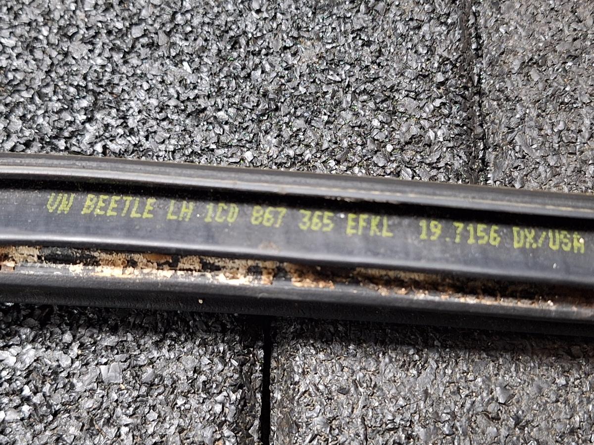 Cheder usa stanga VOLKSWAGEN NEW BEETLE 9C1, 1C1 1998 - 2010 1.6 1.6 AYD, BFS 1C0867365