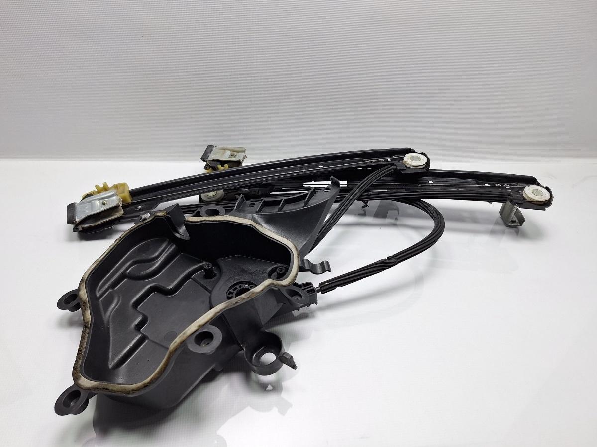 Macara Geam stanga fata SEAT IBIZA V 6J5, 6P1 2008 - >1.4 TDI BMS 6J4837401