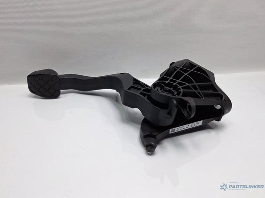 Pedala Ambreiaj SEAT IBIZA V 6J5, 6P1 2008 - > TDI BMS 6R1721059AA ; 6R0712117B