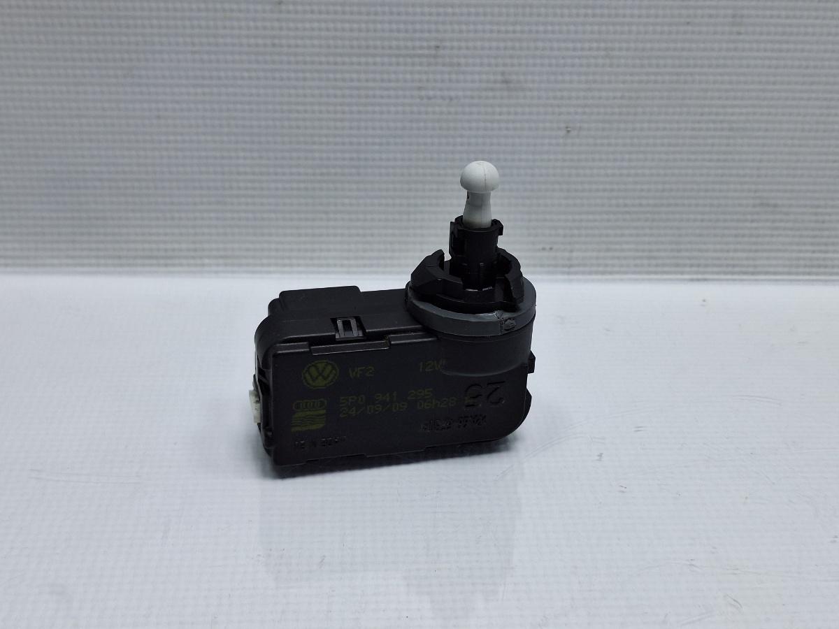 Motoras reglaj nivel faruri SEAT IBIZA V 6J5, 6P1 2008 - >1.4 TDI BMS 5P0941295