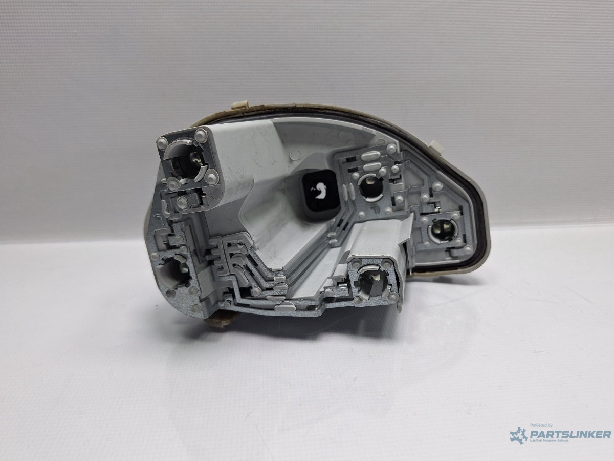 Soclu stop stanga SEAT IBIZA V 6J5, 6P1 2008 - > TDI BMS 6J4945257A